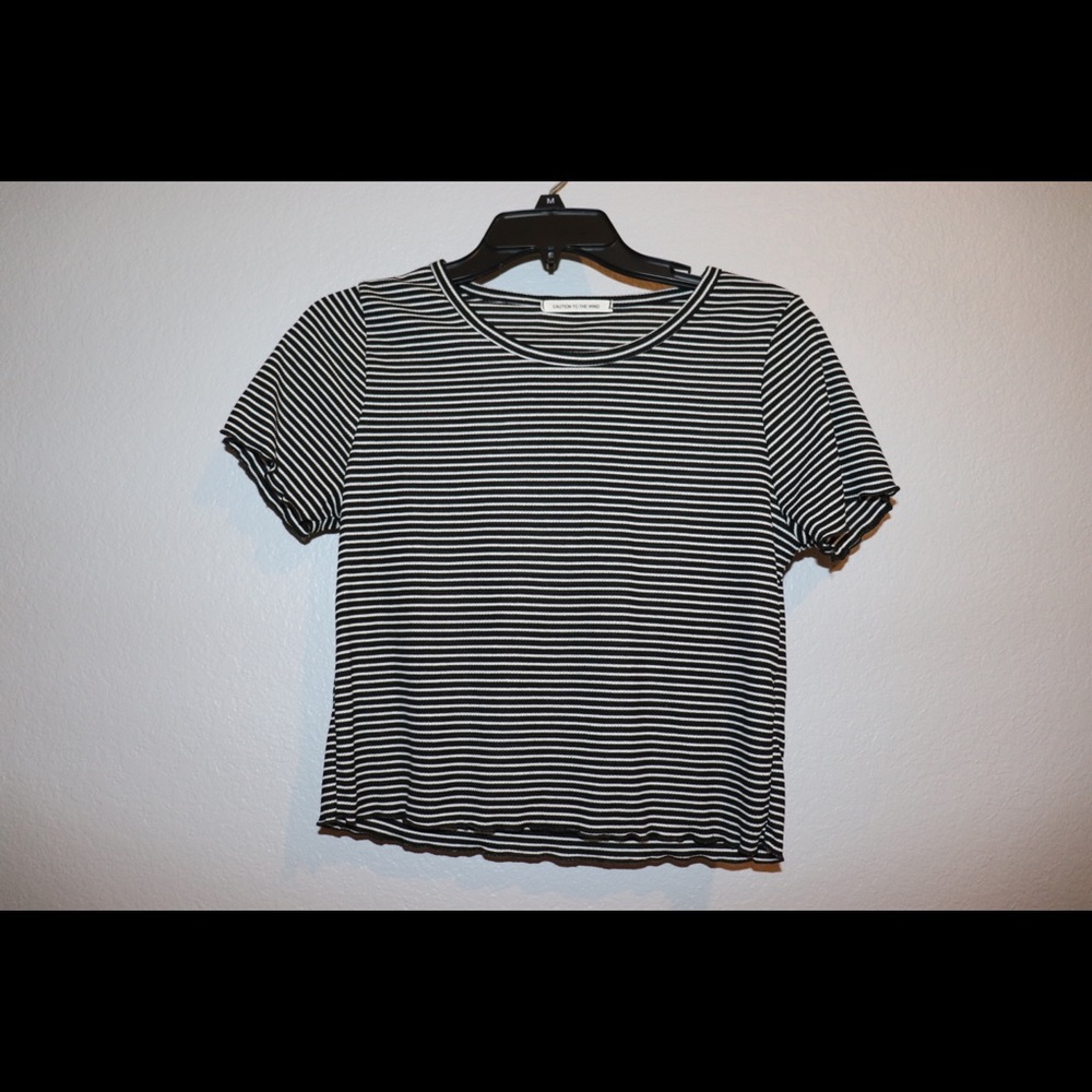 caution to the wind black and white crop top